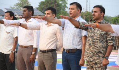 मतदान सबसे महत्वपूर्ण अधिकार, मतदाता इसकी ताकत को पहचानें - कलेक्टर एवं जिला निर्वाचन अधिकारी