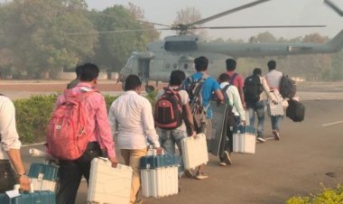 लोकसभा निर्वाचन: मतदान दल हेलिकॉप्टर से रवाना