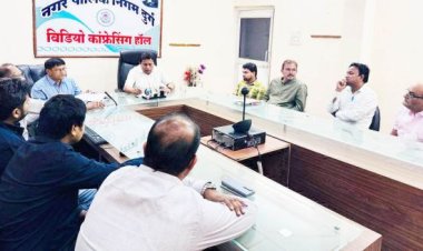 प्रधानमंत्री आवास योजना के निर्माणाधीन आवासों का कार्य जल्द हो