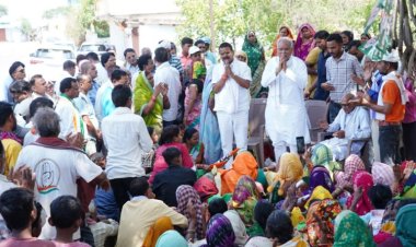 किसानो एवम गरीबो के पेट की रोटी छीनकर बड़े उधोगपतियों का पेट भर रही है भाजपा& भूपेश बघेल