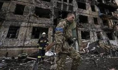 आयोजन स्थल पर सिर पर पानी की बोतल गिरने के एक दिन बाद जोकोविच ने इटालियन ओपन में हेलमेट पहना