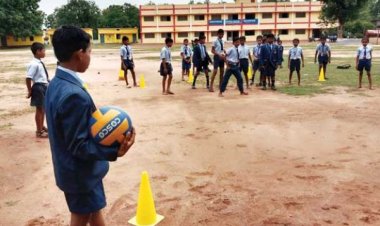 आत्मानंद स्कूल में समर कैम्प शुरू