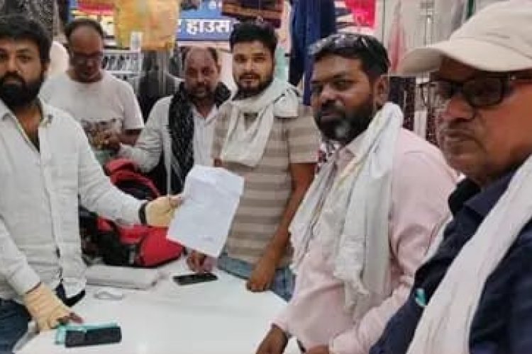 कुर्की वारंट तामील कराकर संपत्ति कर एक लाख 48 हजार की वसूली की गई