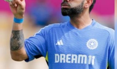 भारत और इंग्लैंड के बीच सेमीफाइनल मुकाबले को लेकर क्रिकेट फैंस का जोश उफान पर