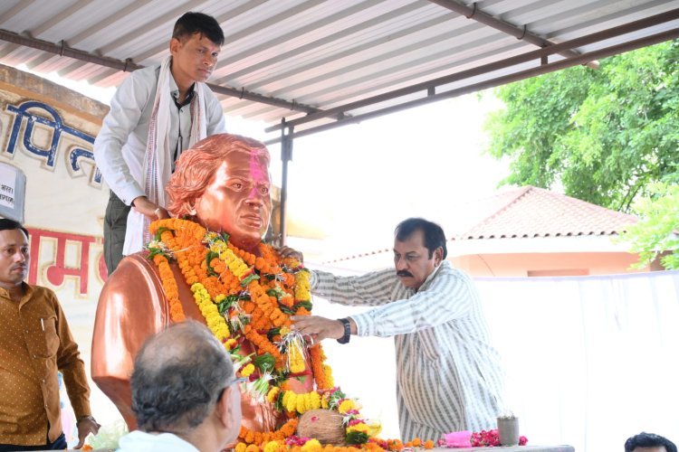 झाड़ूराम देवांगन स्मृति प्रतिभा सम्मान समारोह में सम्मानित हुए 275 विद्यार्थी