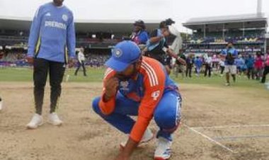 रोहित शर्मा के मिट्टी चखने के जश्न का नियमित तौर पर क्यों मुश्किल है प्रचलन