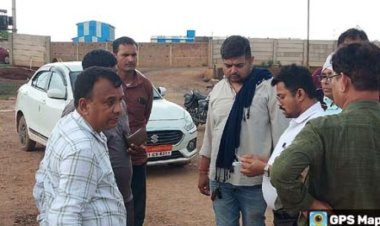 अहिवारा तहसीलदार पर मिलीभगत का आरोप,  कलेक्टर से शिकायत