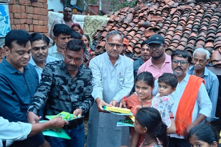 बाल्यकाल में ही संस्कार व शिक्षा दे & विनायक 