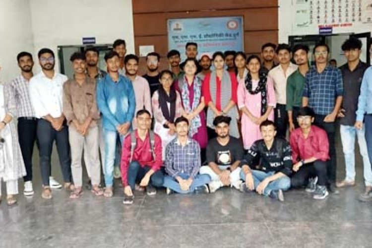 शासकीय पॉलीटेक्निक दुर्ग के यांत्रिकी विभाग के छात्रों का एक दिवसीय औ‌द्योगिक प्रशिक्षण...