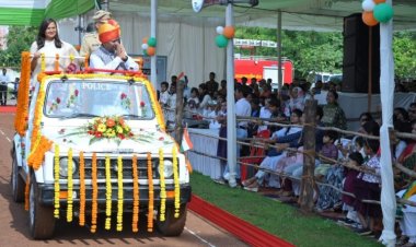 जिला मुख्यालय दुर्ग में वन मंत्री केदार कश्यप ने किया ध्वजारोहण