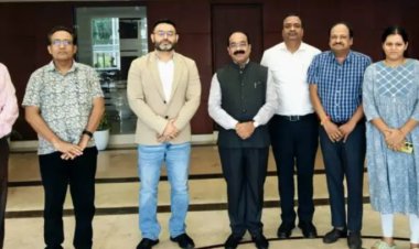 डिप्टी CM अरुण साव ने नई दिल्ली में ट्राइबल यूथ हॉस्टल और छत्तीसगढ़ निवास का निरीक्षण किया। उन्होंने छात्रों से मुलाकात कर उनकी पढ़ाई और हॉस्टल की सुविधाओं के बारे में जानकारी ली।