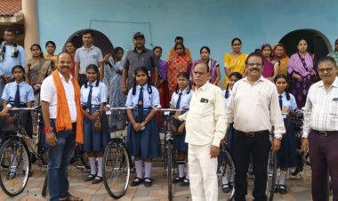 भाजपा सरकार में साधन के अभाव में कोई भी बच्चा शिक्षा से वंचित नहीं रहेगा & गुलाब वर्मा