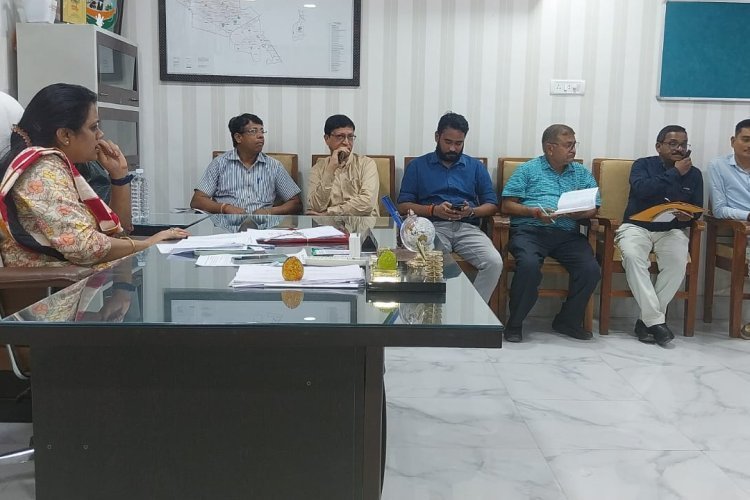 1134 पेंडिंग आवेदनों का निराकरण करने आयुक्त ने दिया टार्गेट