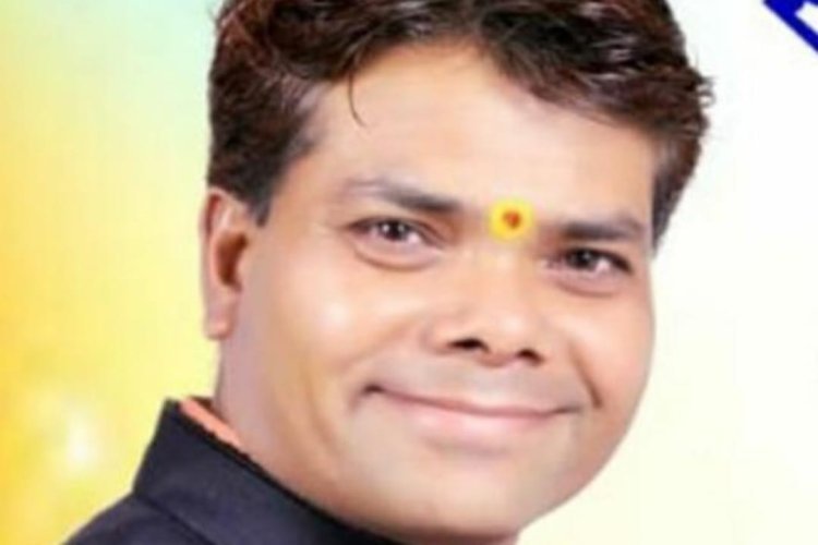 बिजली की आँख मिचौली से अंडा सहित आसपास के ग्रामीण परेशान, अध्यक्ष ब्लॉक कांग्रेस प्रदीप चंद्राकर ने उठाई शीघ्र सुधार की मांग