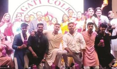 प्रगति कॉलेज वेलकम पार्टी की धूम और उज्जवल भविष्य कामना