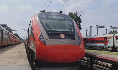 Vande Bharat Train: छत्तीसगढ़ को मिलने वाली है दूसरी वंदे भारत ट्रेन, 15 सितंबर को दुर्ग से होगी रवाना