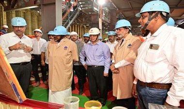 Durg: केन्द्रीय इस्पात मंत्री एचडी कुमारस्वामी का दौरा, भिलाई स्टील प्लांट की अलग-अलग इकाइयों का लिया जायजा