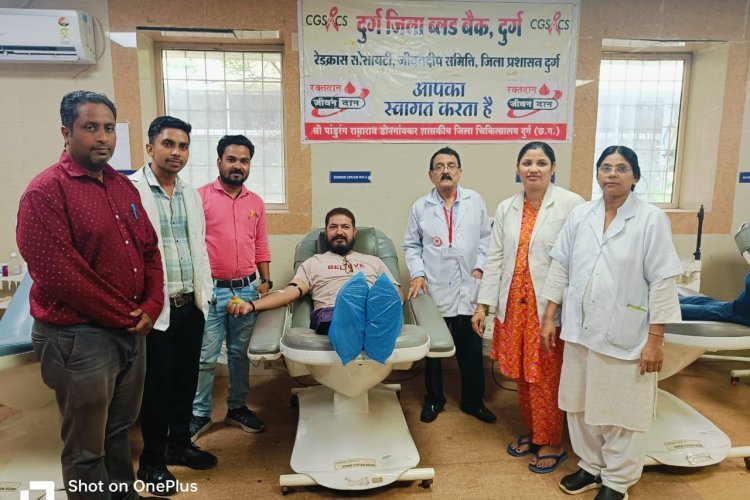 अविनाश और अनिल ने सिकलिन मरीज के लिए ब्लड दिये