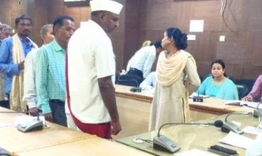 100 से अधिक लोग पीएम आवास की जानकारी लेने पहुंचे