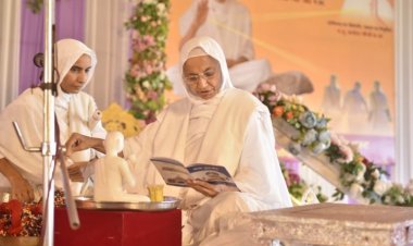 चारों दादा गुरुदेव का महा पूजन सम्पन्न, 500 से अधिक जोड़ो ने हिस्सा लिया ...