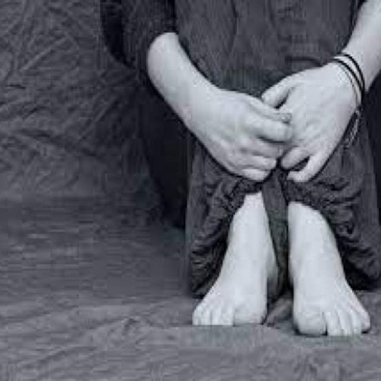 इंदौर में 9वीं की छात्रा से रेप:सोशल मीडिया पर अश्लील फोटो वायरल करने की धमकी देकर मांगे पैसे, केस दर्ज