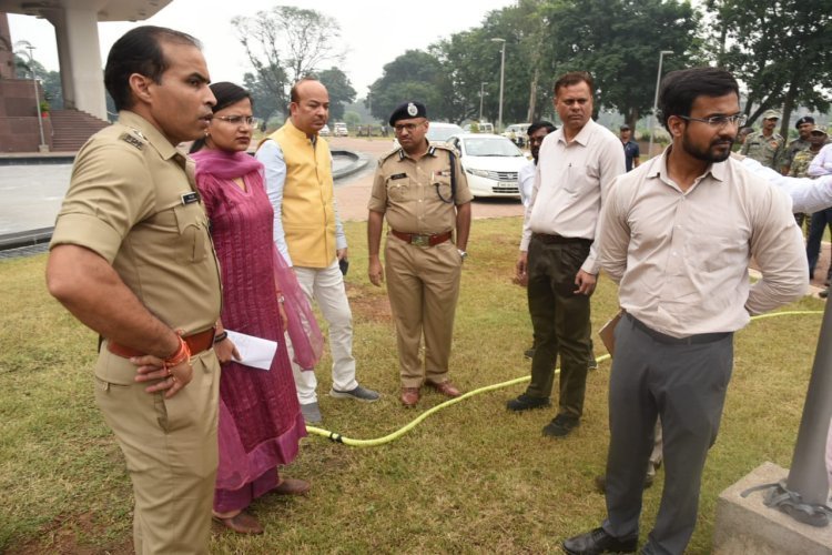 अधिकारियों ने लिये तैयारियों की जायजा