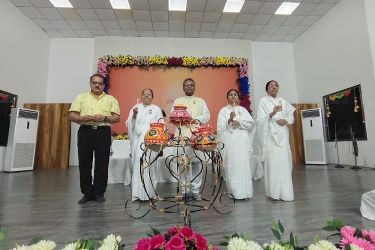 जब हम हिम्मत का एक कदम बढ़ाते हैं तो भगवान मदद के हजार कदम बढ़ाते हैं: देव भाई