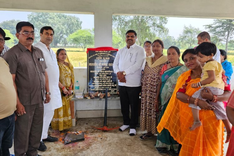 बघेरा मुक्तिधाम का जीर्णोद्धार करने विधायक गजेंद्र एवं महापौर ने किया भूमिपूजन 