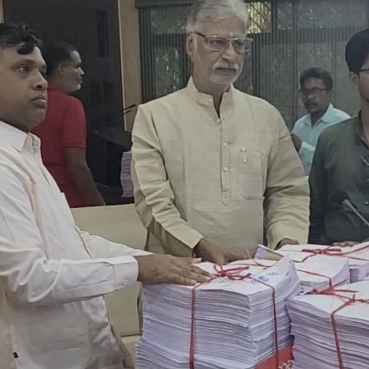 वोटर लिस्ट पुनरीक्षण ड्राइव शुरू:एक महीने लगेंगे कैंप, जिले में मतदान केंद्र बढ़े, मतदाताओं की संख्या भी बढ़ी