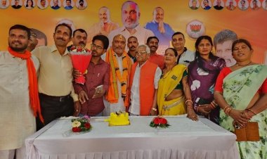 विधायक ललित चंद्राकर के जन्म दिवस पर बधाई देने उमड़ा जन सैलाब..