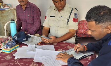 आगर मालवा में अलग-अलग सड़क दुर्घटना में 2 की मौत:आमने-सामने टक्कर में एक ने गवांई जान, दूसरा बाइक सहित पुलिया से गिरा