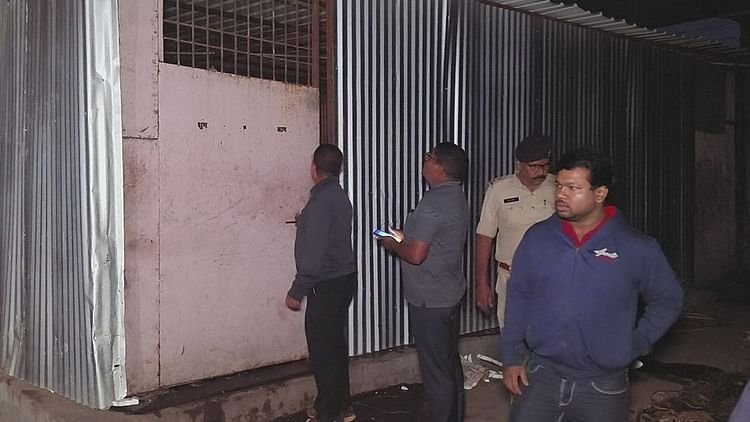 Durg: नकली पनीर फैक्टरी का खुलासा, पुलिस के साथ पहुंचे एसडीएम ने किया सील, जांच के लिए सैंपल भेजा