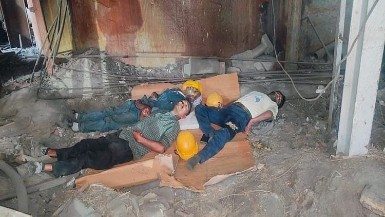 Durg: भिलाई इस्पात संयंत्र के ब्लास्ट फर्नेश में गैस रिसाव, चपेट में आए तीन जदूर, अस्पताल में भर्ती