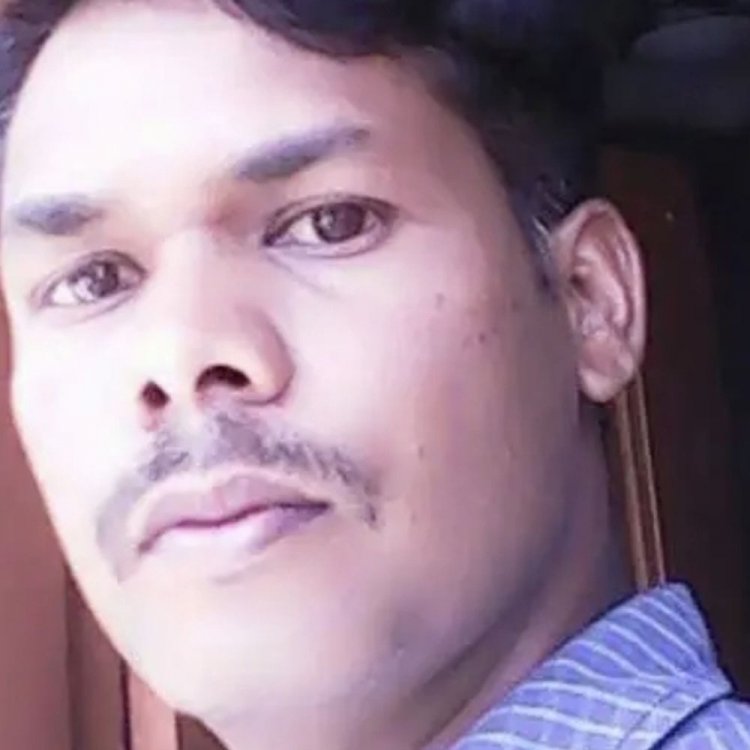 शादी समारोह में शिक्षक की मौत:डांस करने के बाद कुर्सी पर बैठते ही गिरे; कार्डियक अरेस्ट की आशंका