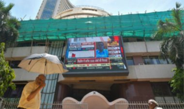 क्रिसमस से पहले सपाट बंद हुआ शेयर बाजार; निफ्टी 23,750 के नीचे फिसला