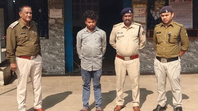 छात्राओं को बनाता निशाना: इंस्टा पर दोस्ती... फिर प्यार, वीडियो कॉल कर बनाया अश्लील वीडियो; आरोपी गिरफ्तार