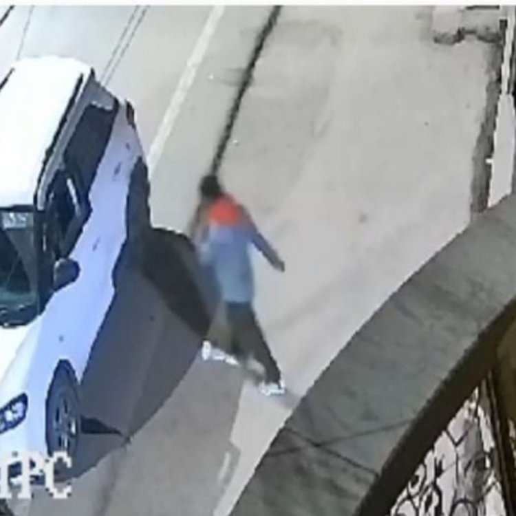 ग्वालियर में एटीएम काटकर लाखों की लूट:सीसीटीवी में कैद बदमाश; सफेद कार में आए, 17 मिनट में अंजाम देकर फरार