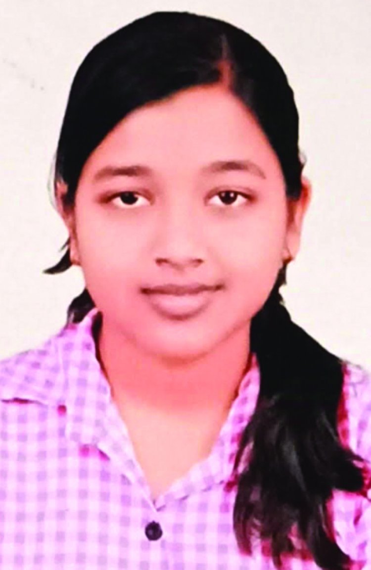 प्रकृति दुबे बनीं चार्टर्ड एकाउंटेंट