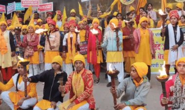 विवेकानंद जयंती पर मंडीदीप में निकली मशाल रैली:108 कन्याओं ने थामी मशालें, 600 युवाओं ने दी भागीदारी; गायत्री महायज्ञ की तैयारियां शुरू