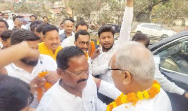 पूर्व सीएम भूपेश बघेल का अंबिकापुर में भव्य स्वागत