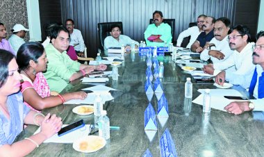 महापौर परिषद की बैठक में विभिन्न कार्यों को मिली स्वीकृति