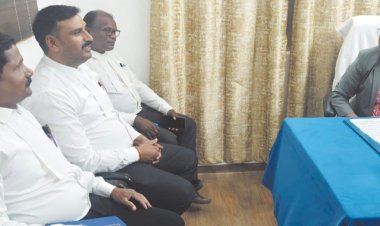 निगरानी व सलाह समिति की मासिक बैठक