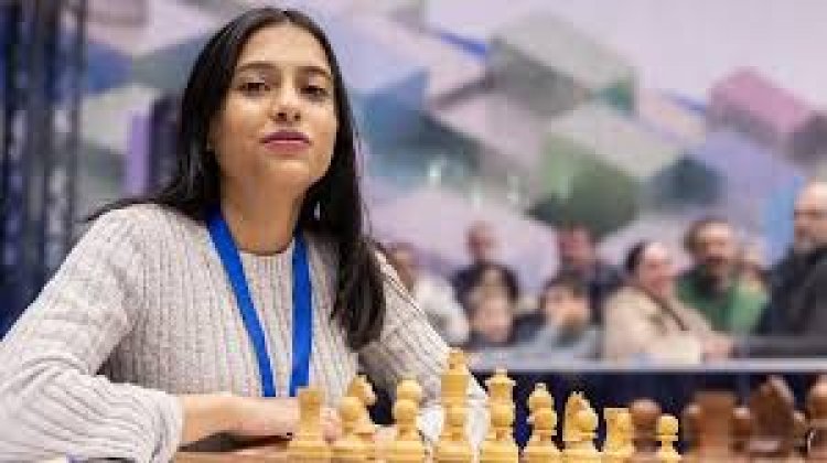 दिव्या देशमुख ने महिला विश्व कप फाइनल में हम्पी को हराया, ग्रैंडमास्टर बनीं