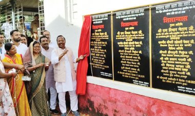 कृषि मंत्री ने छात्रावासों का किया भूमिपूजन