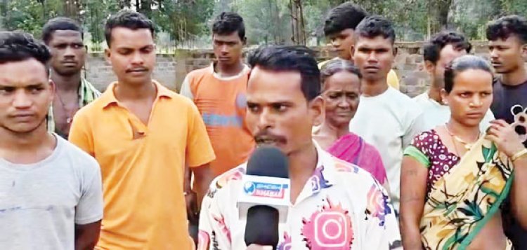 नरिहा पंचायत भवन अधूरा, मजदूरों और ट्रैक्टर मालिकों को नहीं मिला भुगतान