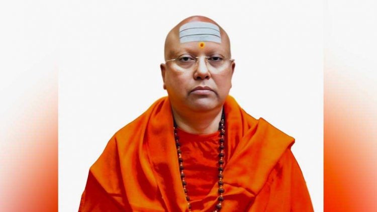 ‘मां-बाप’ की पहचान भी झूठी! स्वामी चैतन्यानंद की असली कहानी आई सामने