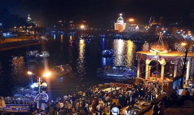 चित्रकूट में दीपावली मेले की भव्य शुरुआत, पहले दिन उमड़े 8 लाख श्रद्धालु; आज CM मोहन करेंगे कामदगिरी परिक्रमा