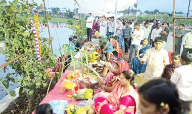 उगते सूर्य को अघ्र्य के साथ छठ महापर्व का समापन