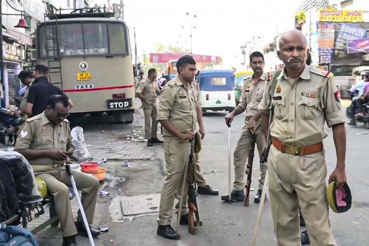 बरेली में अलर्ट: जुमे की नमाज से पहले इंटरनेट बंद, ड्रोन से निगरानी