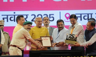 रायपुर : वन एवं जलवायु परिवर्तन विभाग की प्रदर्शनी को मिला तृतीय पुरस्कार